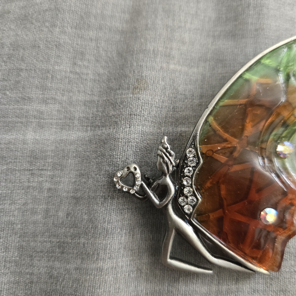 Vintage Stain Glass Fairy Brooch Flawed Green And Orange Heart - Picture 2 of 3